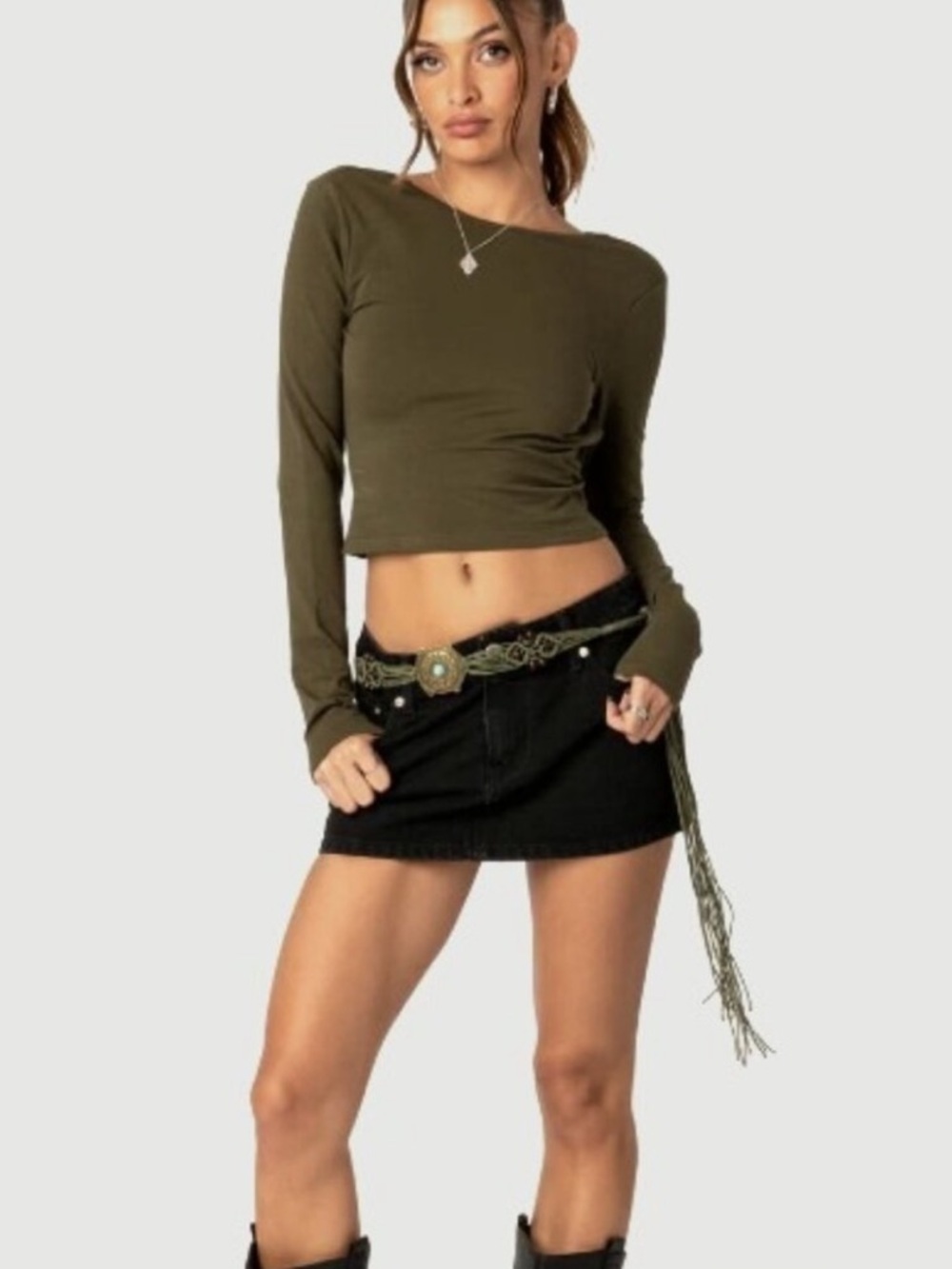 NWT Edikted Haven Open Back Crop Top Long Sleeve Green Size M